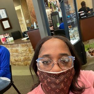 Meet your Posher, Trisha